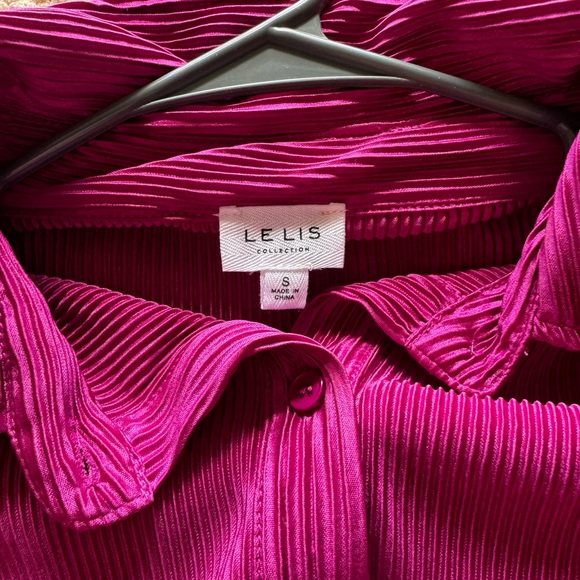 Collard magenta t-shirt Dress - Picture 3 of 4